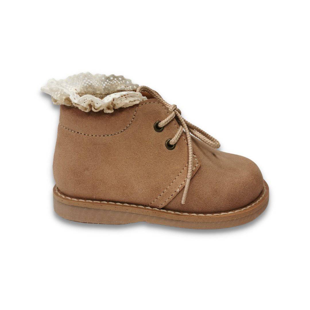 BOTAS CARNEIRAS 653R C/ RENDA NO TORNOZELO - Pituka Wear - Calçado e Roupa para Crianças