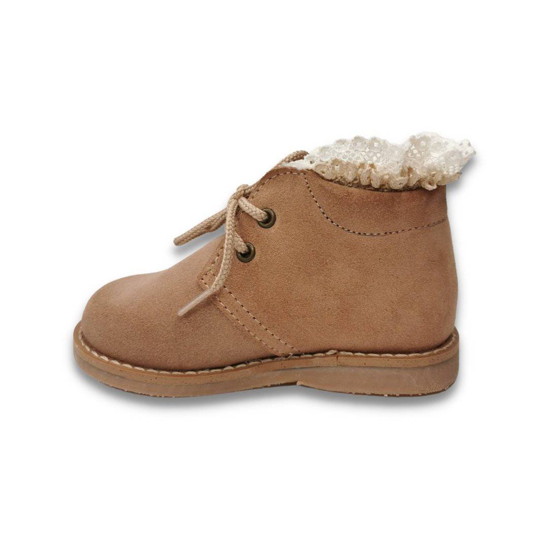 BOTAS CARNEIRAS 653R C/ RENDA NO TORNOZELO - Pituka Wear - Calçado e Roupa para Crianças