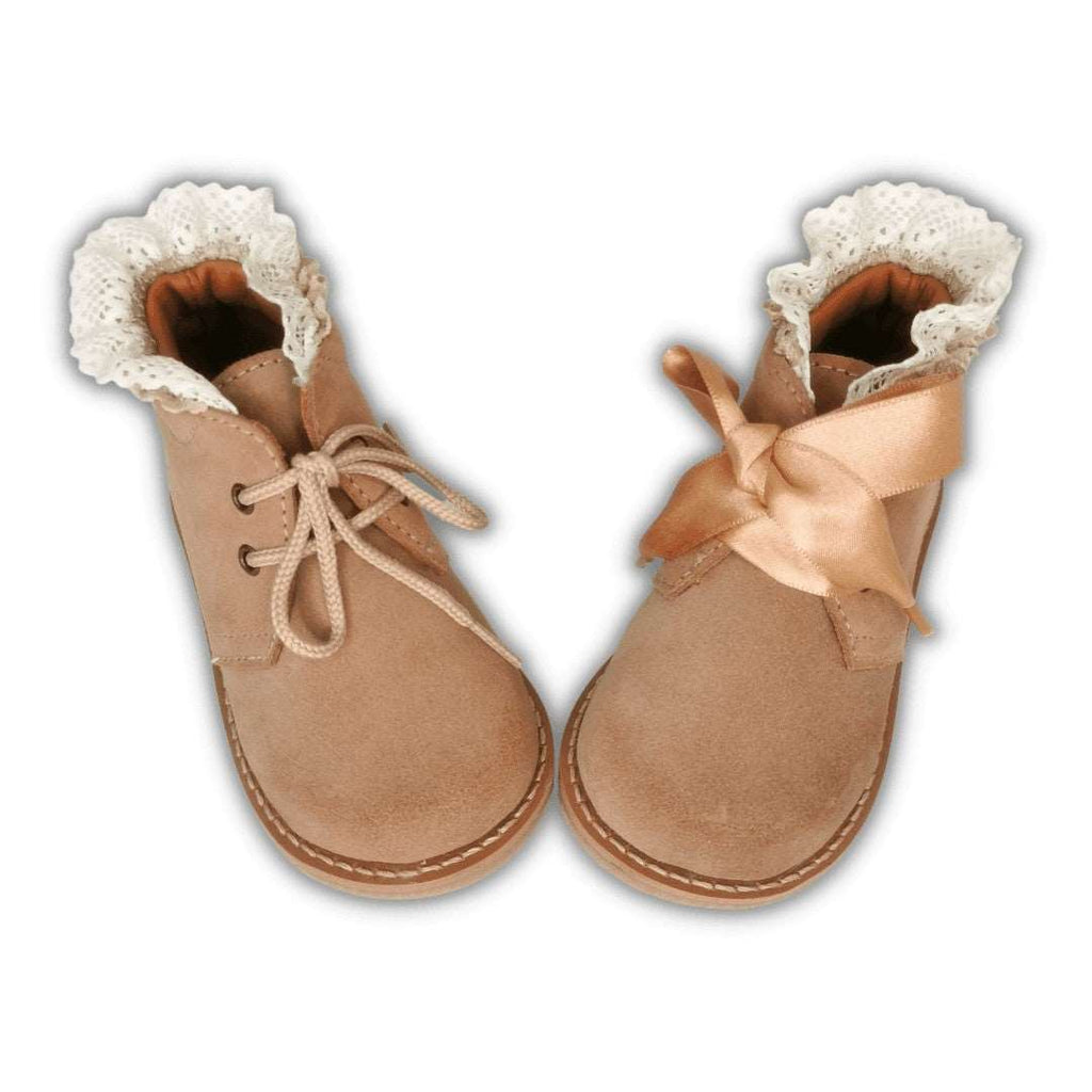 BOTAS CARNEIRAS 653R C/ RENDA NO TORNOZELO - Pituka Wear - Calçado e Roupa para Crianças